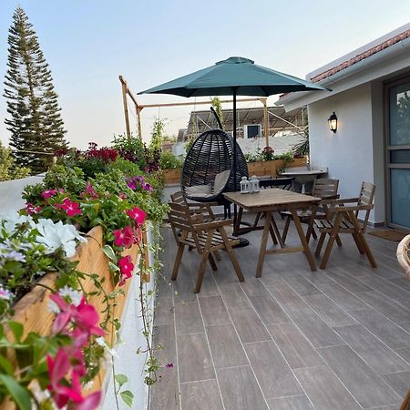 Bar-On Vacation Resort - Nature, Culture, Tours & Tastes Near Nahariyya - בר-און ריזורט, בתי מפונים , טבע, תרבות, סיורים וקולינריה Ben 'Ammi Rum bild